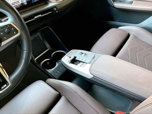 Used 2023 BMW X1 xDrive28i w/ Premium Package image 16