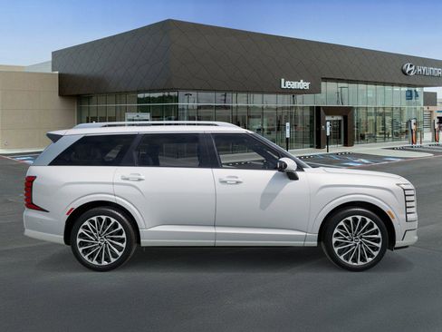 New 2026 Hyundai Palisade Calligraphy FWD image 7