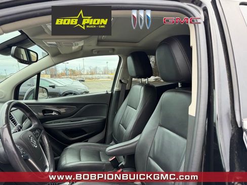 Used 2020 Buick Encore Essence w/ Experience Buick Package image 3