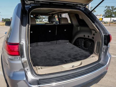 Used 2020 Jeep Grand Cherokee Limited w/ Luxury Group II RWD image 58