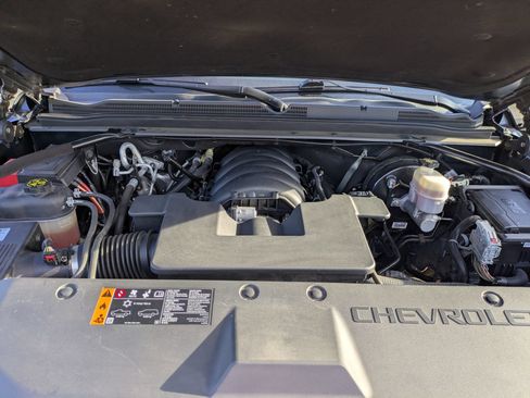 Used 2020 Chevrolet Tahoe LT w/ RST Edition AWD/4WD image 41