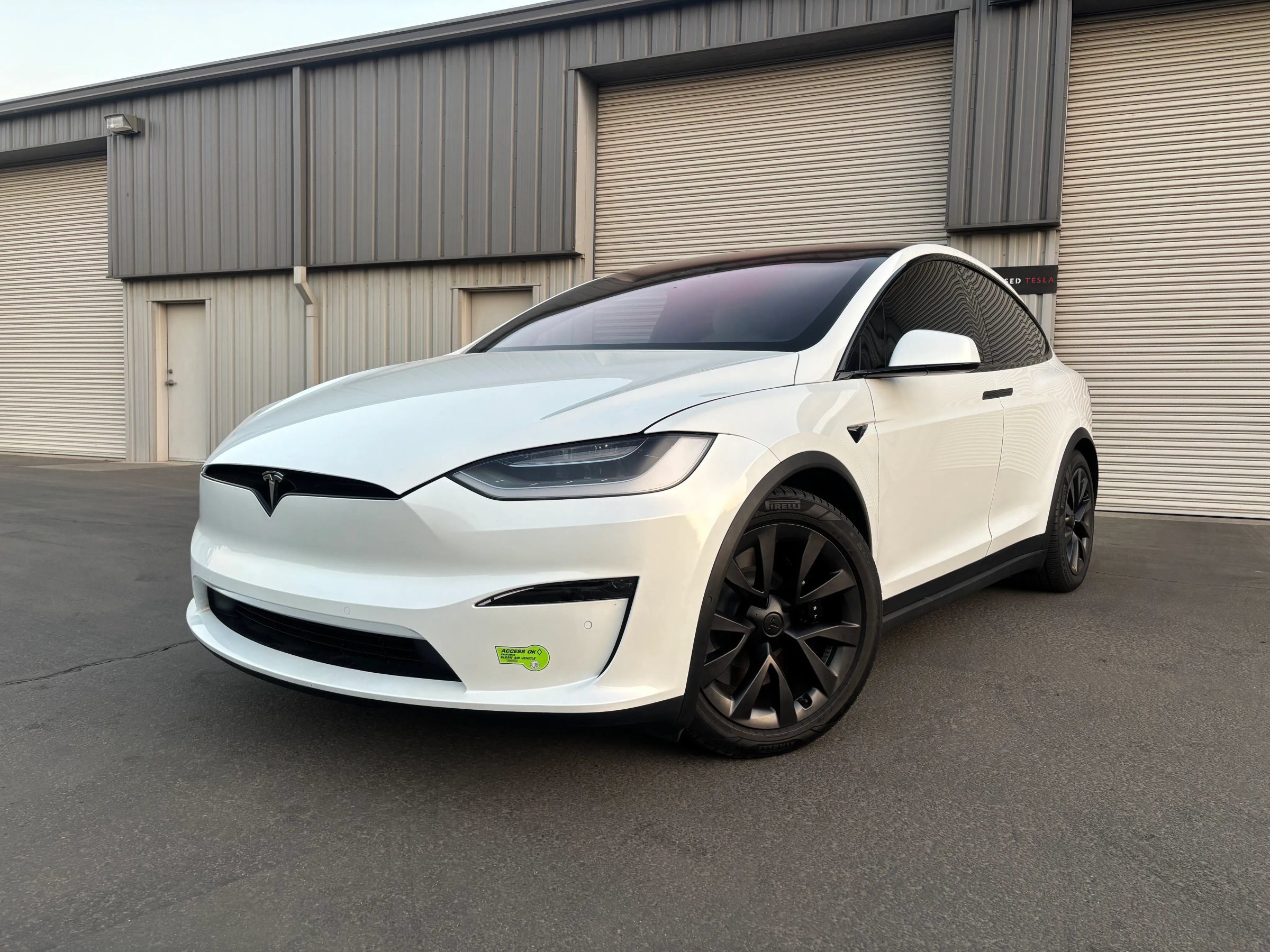 Used 2022 Tesla Model X AWD/4WD image 4