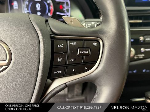 Used 2024 Lexus ES 350 w/ Premium Package FWD image 23