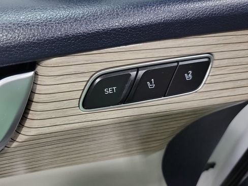 Used 2021 Hyundai Palisade Limited image 41