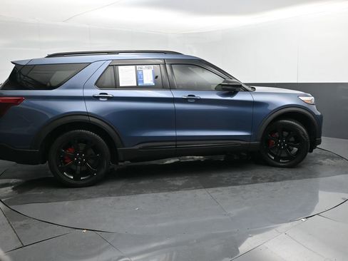 Used 2020 Ford Explorer ST w/ ST Street Pack image 6