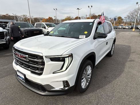 New 2026 GMC Acadia Elevation image 3