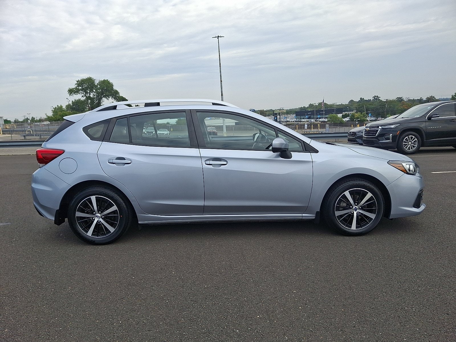 Certified 2022 Subaru Impreza 2.0i Premium w/ Popular Package #3 AWD/4WD image 7