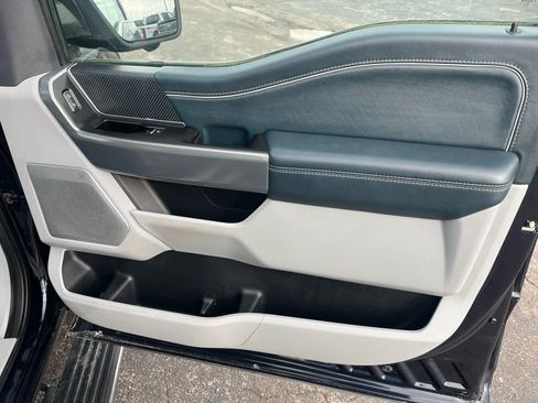 Used 2022 Ford F150 Limited image 21