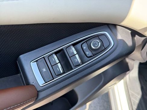 Used 2019 Subaru Ascent Touring w/ Popular Package #2 AWD/4WD image 19