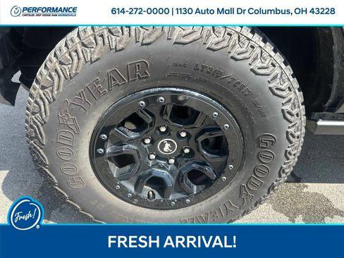 Used 2025 Ford Bronco Badlands AWD/4WD image 10
