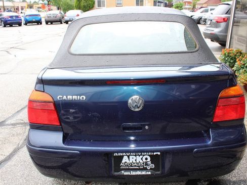 Used 2001 Volkswagen Cabrio GL FWD image 8