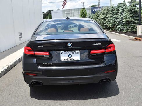 Used 2023 BMW 540i xDrive w/ M Sport Package AWD/4WD image 4