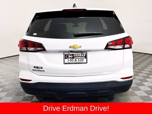 Used 2024 Chevrolet Equinox LS w/ LS Convenience Package FWD image 22