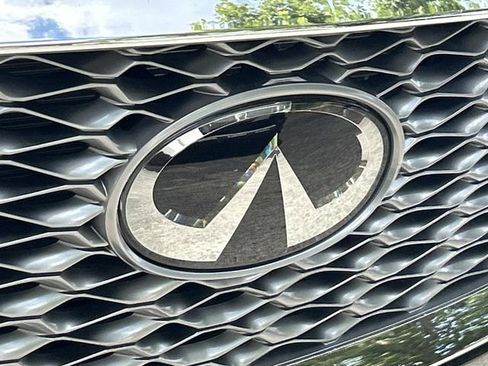 Certified 2025 INFINITI QX55 Luxe w/ Cargo Package AWD/4WD image 11