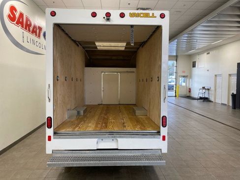 New 2025 Ford E-350 and Econoline 350 Super Duty w/ Power Equipment Group image 7