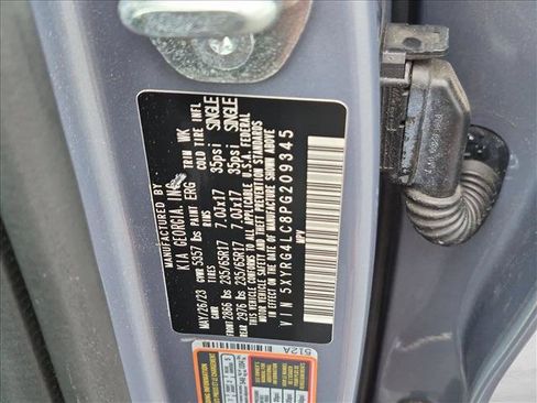 Used 2023 Kia Sorento LX FWD image 22