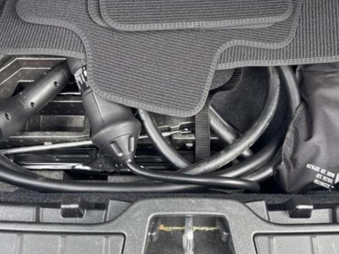 Used 2024 Volvo XC40 Recharge Ultimate w/ Protection Package Premier image 6