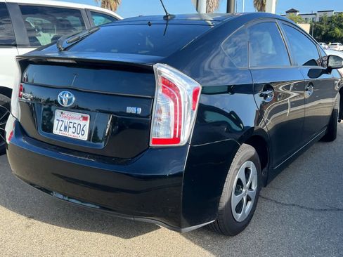 Used 2013 Toyota Prius Three FWD image 4