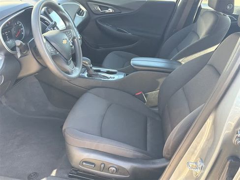 Used 2023 Chevrolet Malibu LT image 10