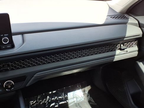 Used 2024 Honda Accord LX image 22