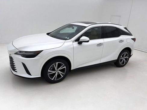Used 2023 Lexus RX 350 Premium w/ Accessory Package AWD/4WD image 8
