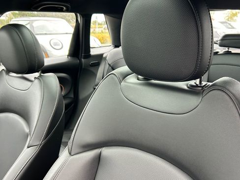 Used 2023 MINI Cooper S image 14