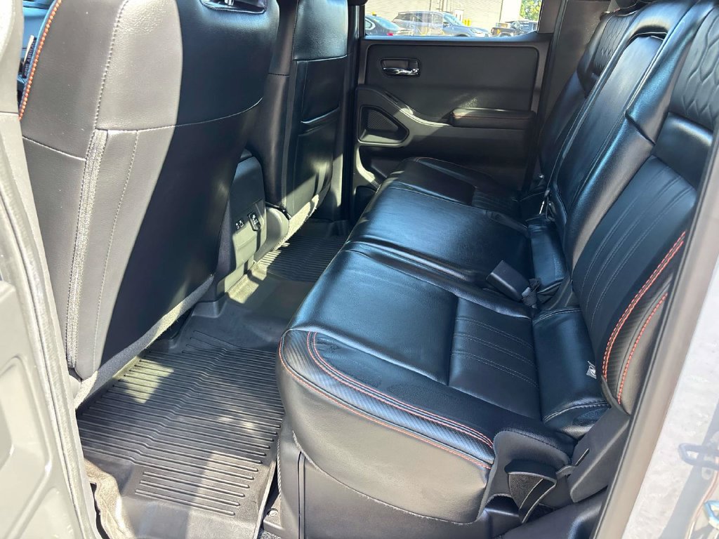 Used 2024 Nissan Frontier PRO-4X w/ Pro Premium Package AWD/4WD image 11