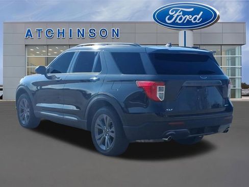 Certified 2022 Ford Explorer XLT w/ Equipment Group 202A AWD/4WD image 8