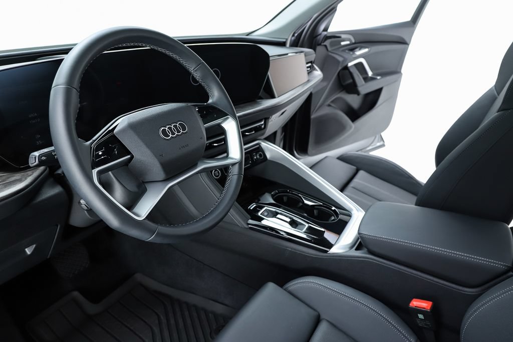 Used 2025 Audi Q5 Prestige AWD/4WD image 65