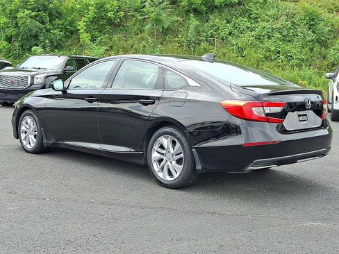 Used 2019 Honda Accord LX image 4