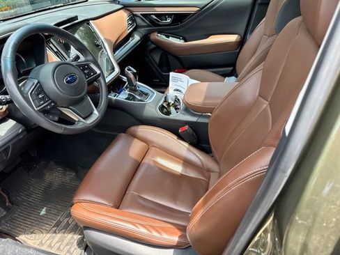 Used 2020 Subaru Outback Touring AWD/4WD image 2