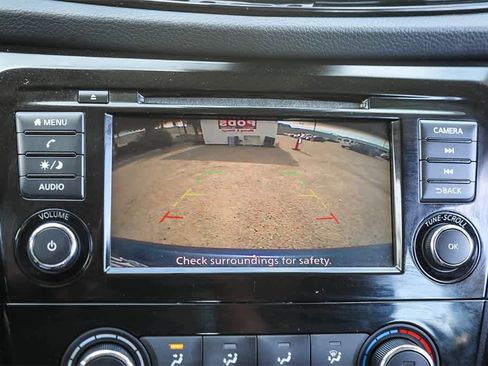 Used 2021 Nissan Rogue Sport S image 21