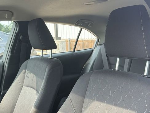 Used 2025 Toyota Corolla LE FWD image 12