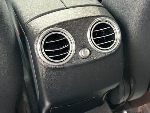 Certified 2022 Mercedes-Benz GLC 300 image 14