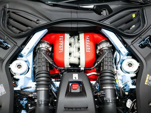 Used 2025 Ferrari Purosangue AWD/4WD image 58