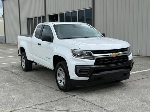 Used 2022 Chevrolet Colorado W/T w/ WT Convenience Package RWD image 3