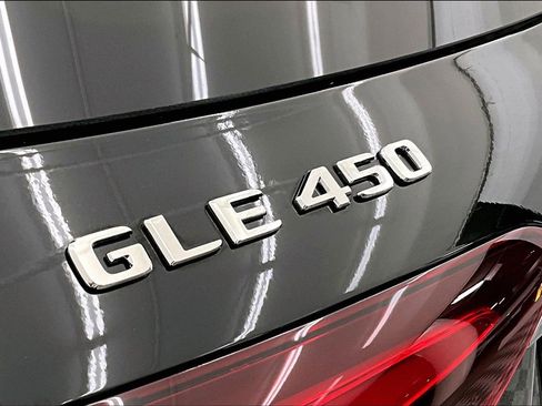 Used 2026 Mercedes-Benz GLE 450 4MATIC image 32