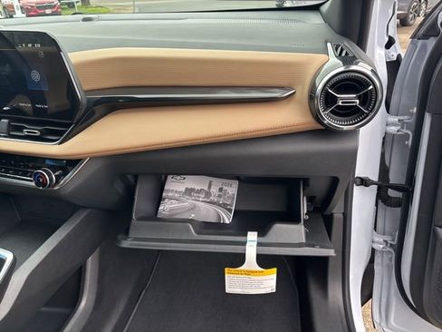 New 2026 Chevrolet Equinox ACTIV FWD image 37