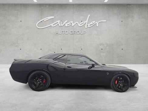 Used 2021 Dodge Challenger SRT Hellcat Redeye image 17