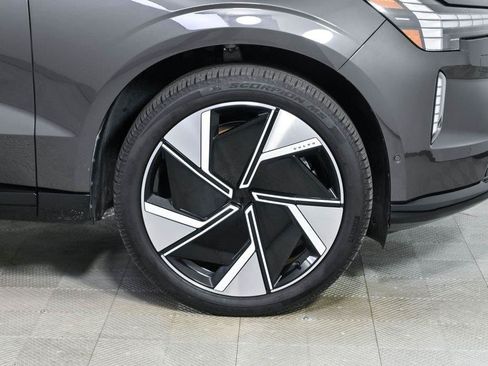 Certified 2025 Volvo EX90 Plus AWD/4WD image 41
