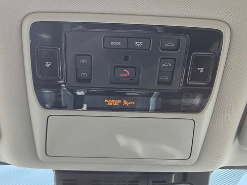 Used 2024 Toyota Grand Highlander AWD Hybrid image 30