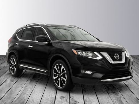 Used 2019 Nissan Rogue SL w/ Premium Package FWD image 4
