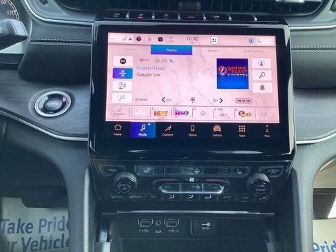 New 2025 Jeep Grand Cherokee Limited image 42