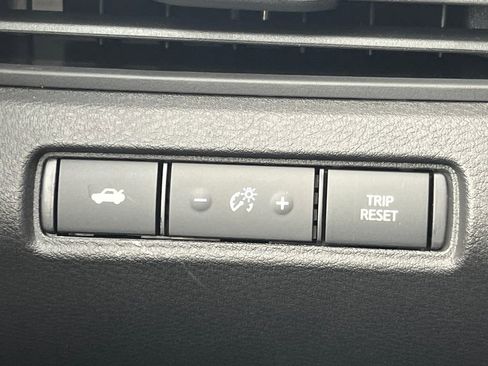 New 2025 Nissan Altima 2.5 SR w/ SR Premium Package image 21