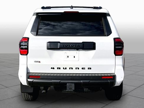 New 2026 Toyota 4Runner TRD Off-Road Premium AWD/4WD image 4