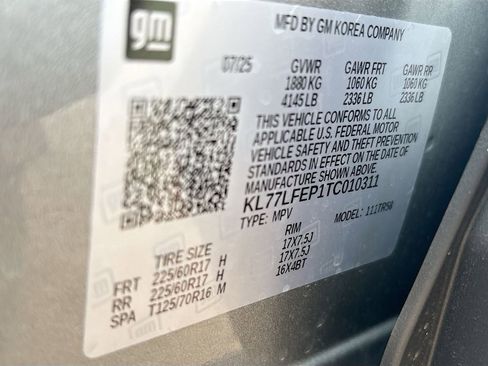 Used 2026 Chevrolet Trax LS w/ LS Convenience Package FWD image 30