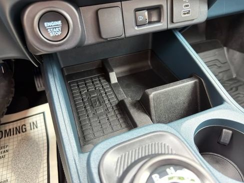 Used 2025 Ford Maverick Tremor AWD/4WD image 39