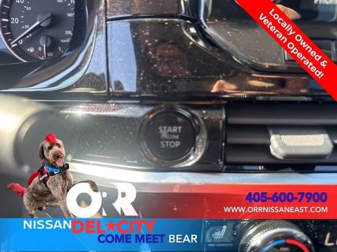 New 2025 Nissan Pathfinder SL w/ Lighting Package (N92) image 29