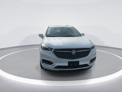 Used 2021 Buick Enclave Avenir image 3