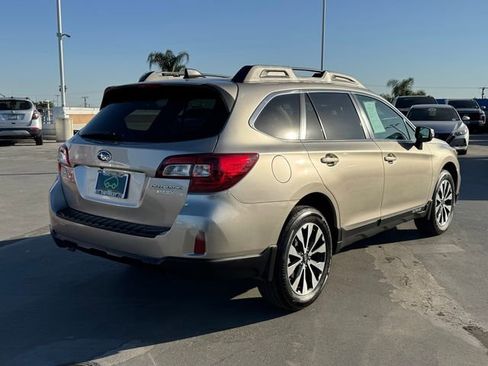 Used 2016 Subaru Outback 2.5i Limited image 4